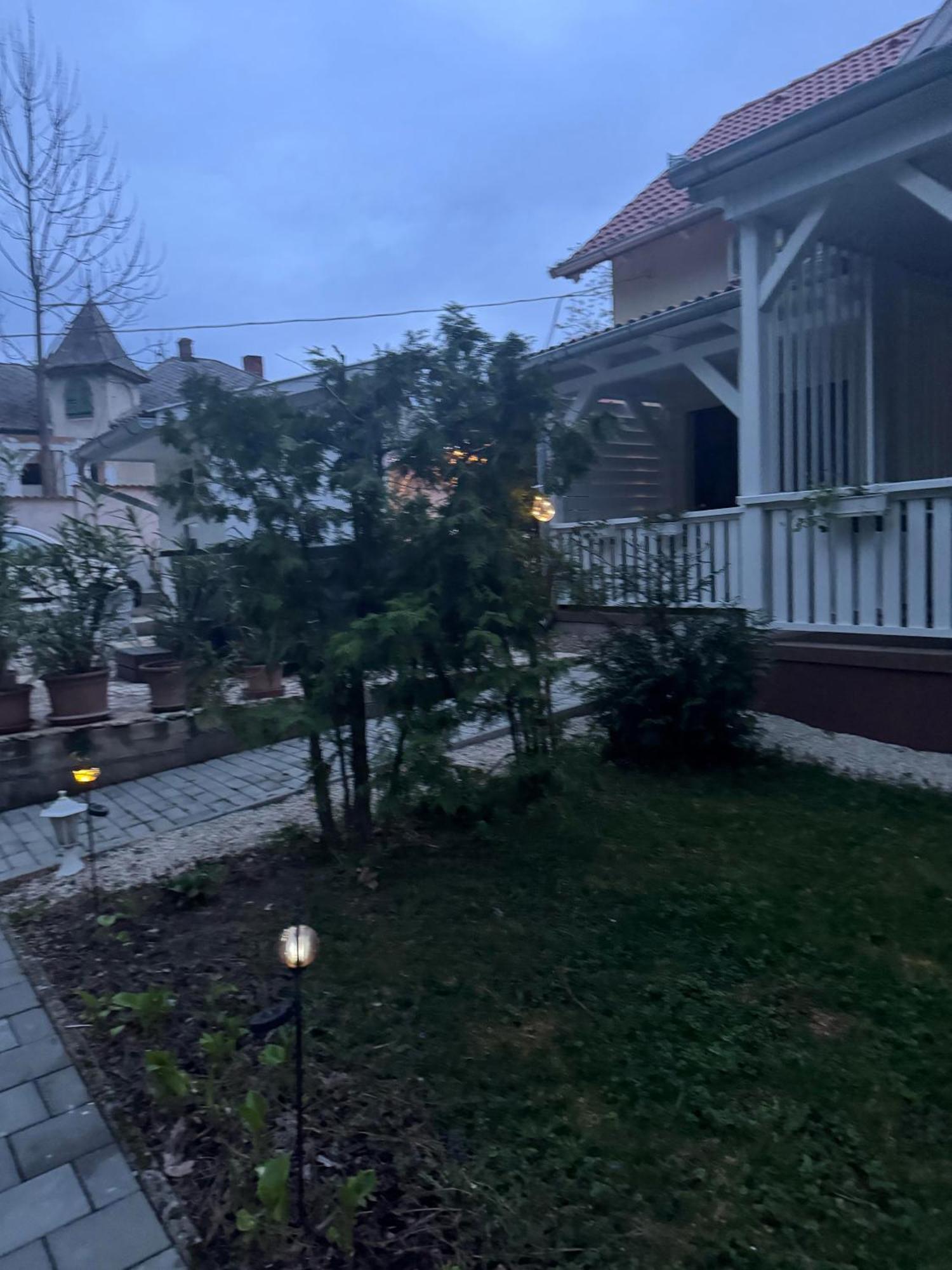 Szem-s Vendégház Balatonszárszó Extérieur photo